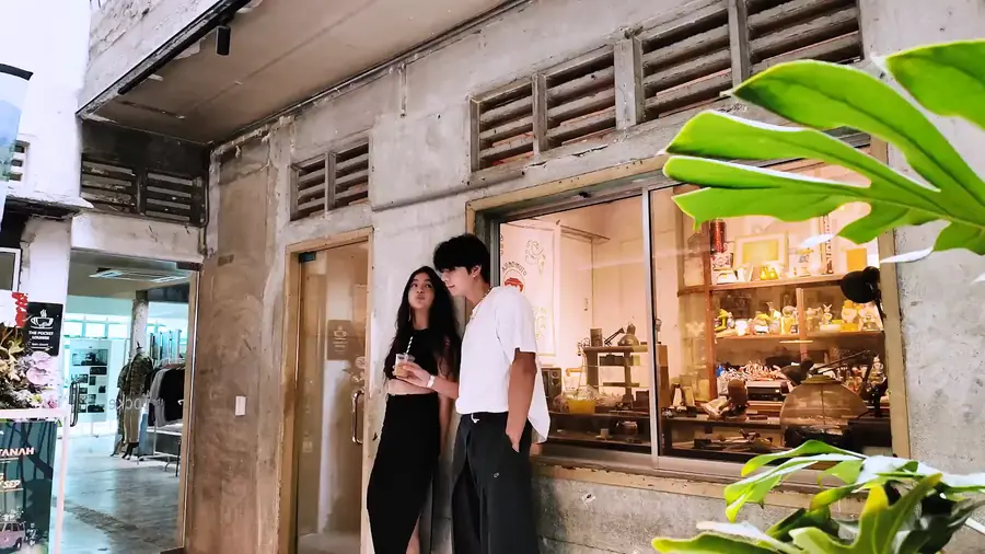 LOV8 film still 7